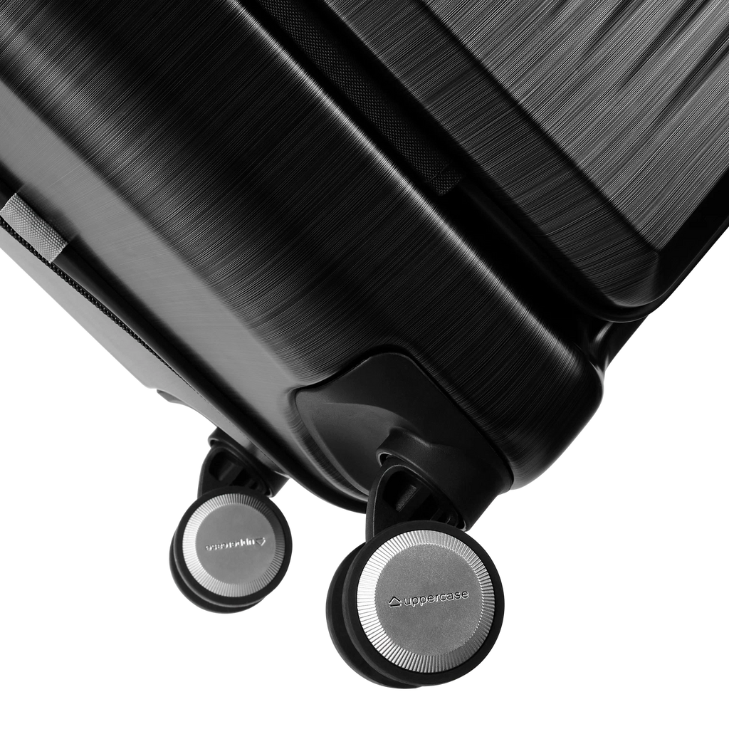 Uppercase Zyric (Black)