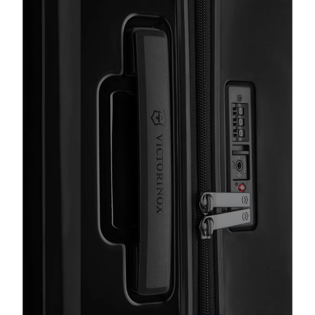 Victorinox Airox (Black)