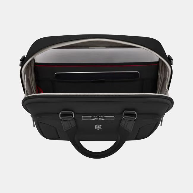 Victorinox Werks Traveler  0.7 Compact (Black)