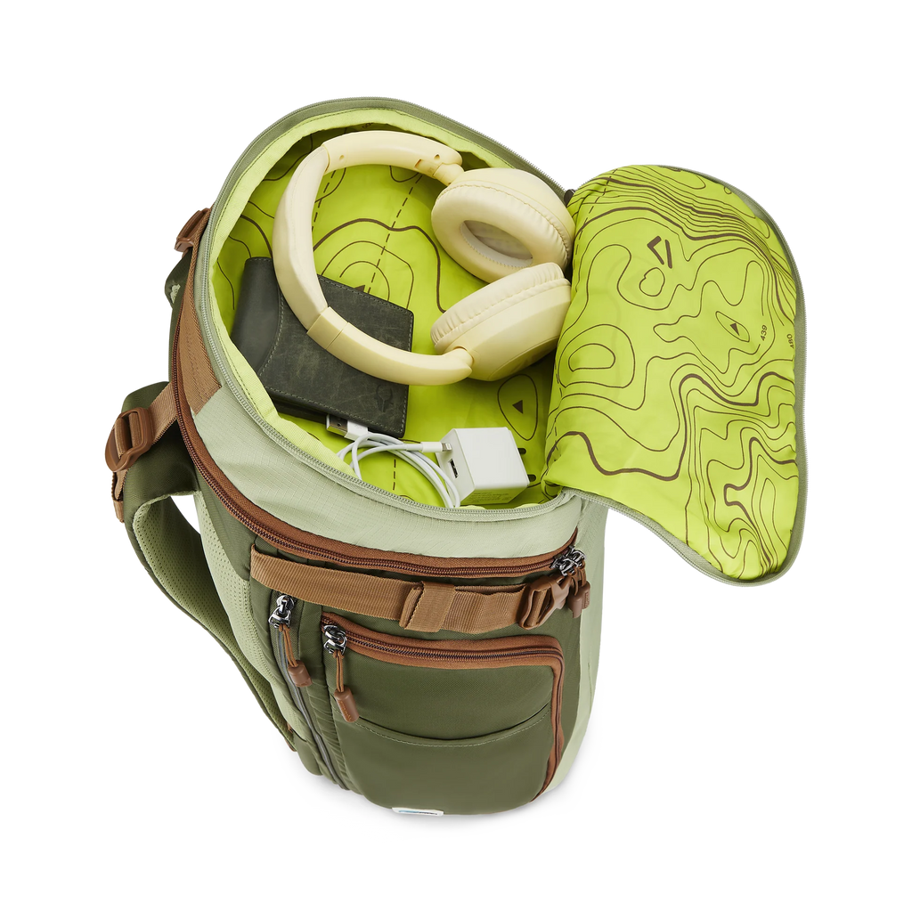 Uppercase Nomad (Green)