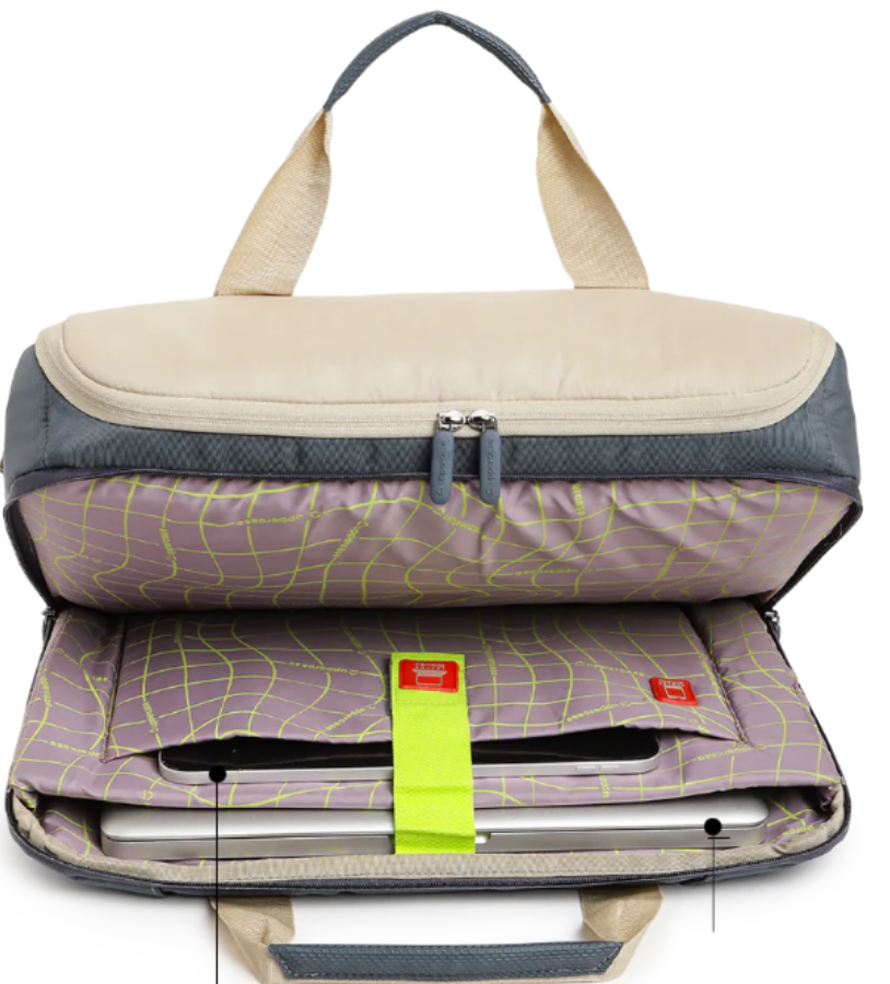 Uppercase Omega 02 Messenger Bag (Blue)