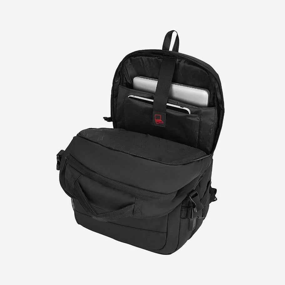 Safari Beyond (Black)
