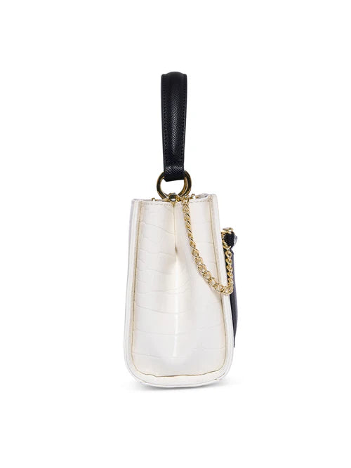 Akiki Croydon 3c 20 Satchel (White)