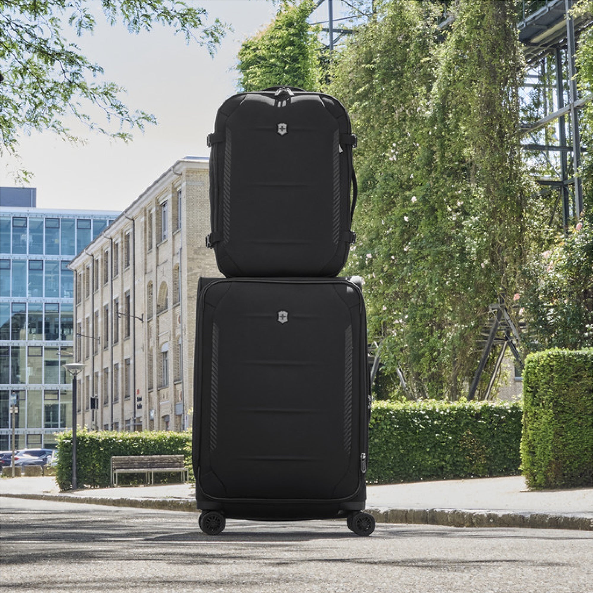 Victorinox Cross Light Soft Case (Black) – Bagpoint