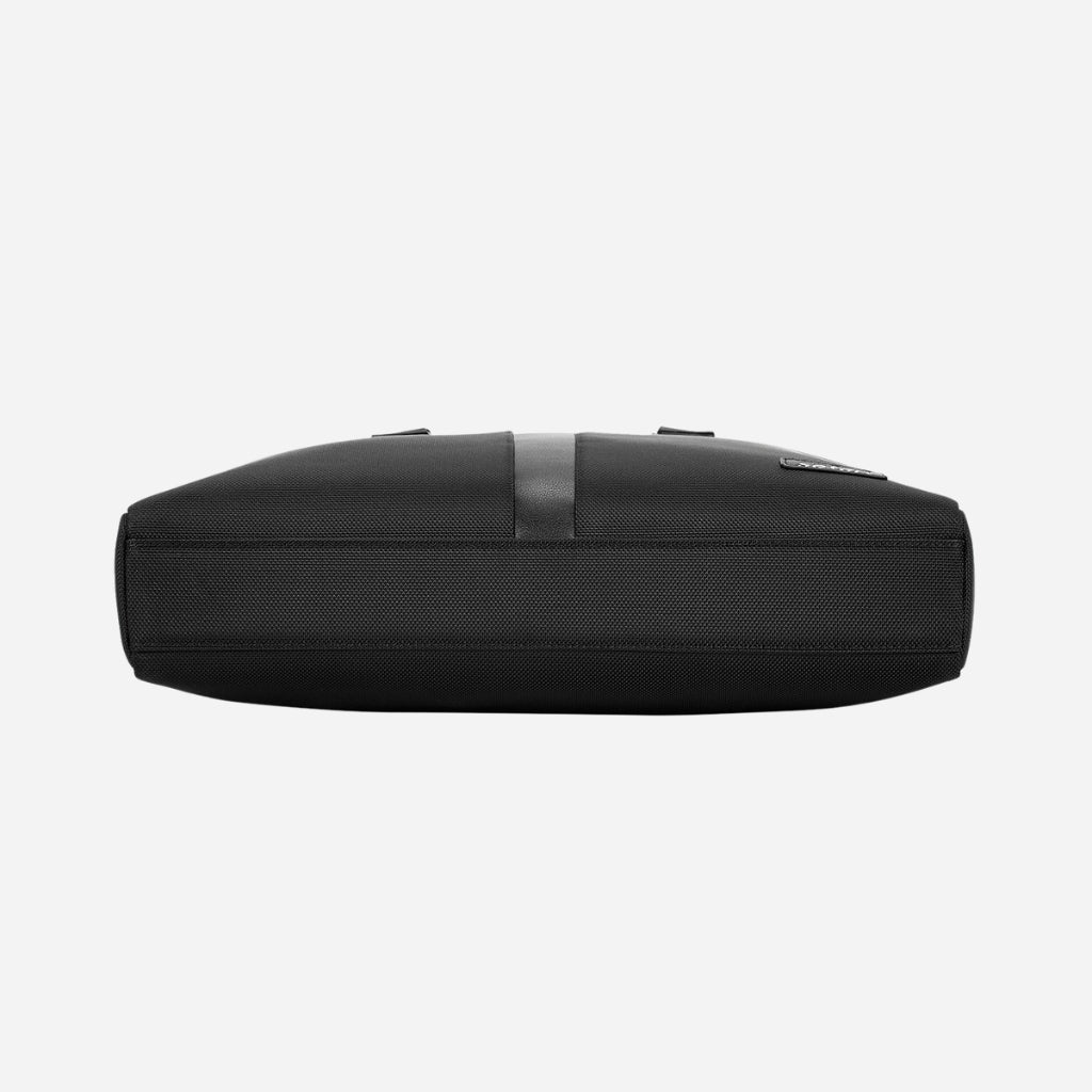 Safari Classic (Black)