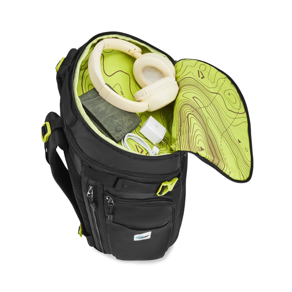 Uppercase Nomad (Black)