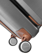 Uppercase Aero (Silver)