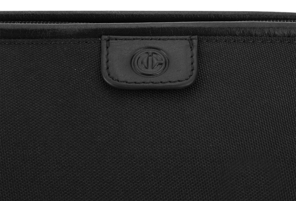 Carlton Centercourt Toiletry Bag (Black)
