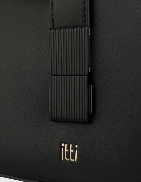 Itti Haze Shoulder Bag (Black)