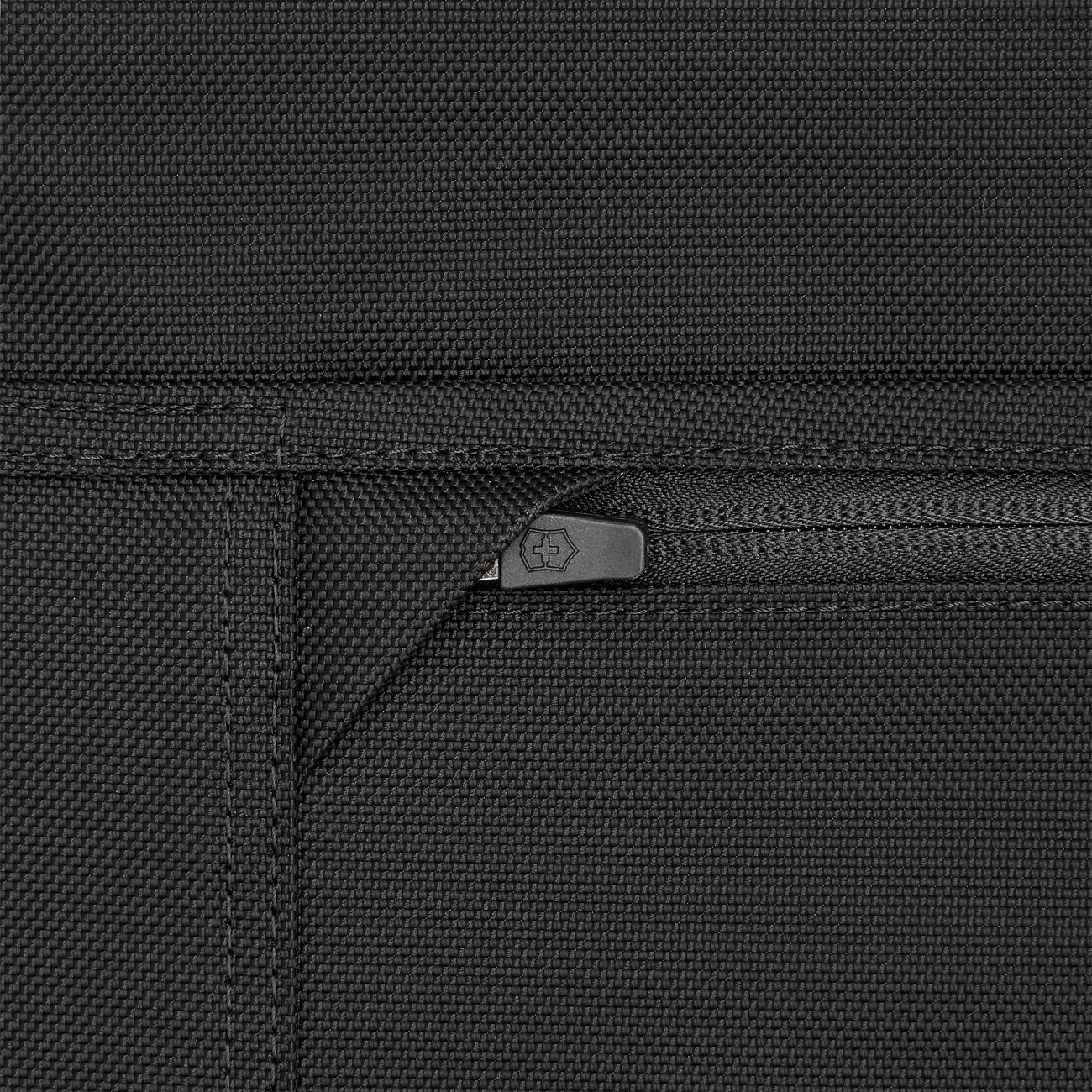 Victorinox Mythic Deluxe Briefcase (Black)