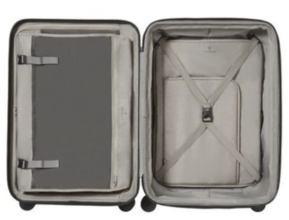 Victorinox Werks Traveler 6.0 Hardside (Black)